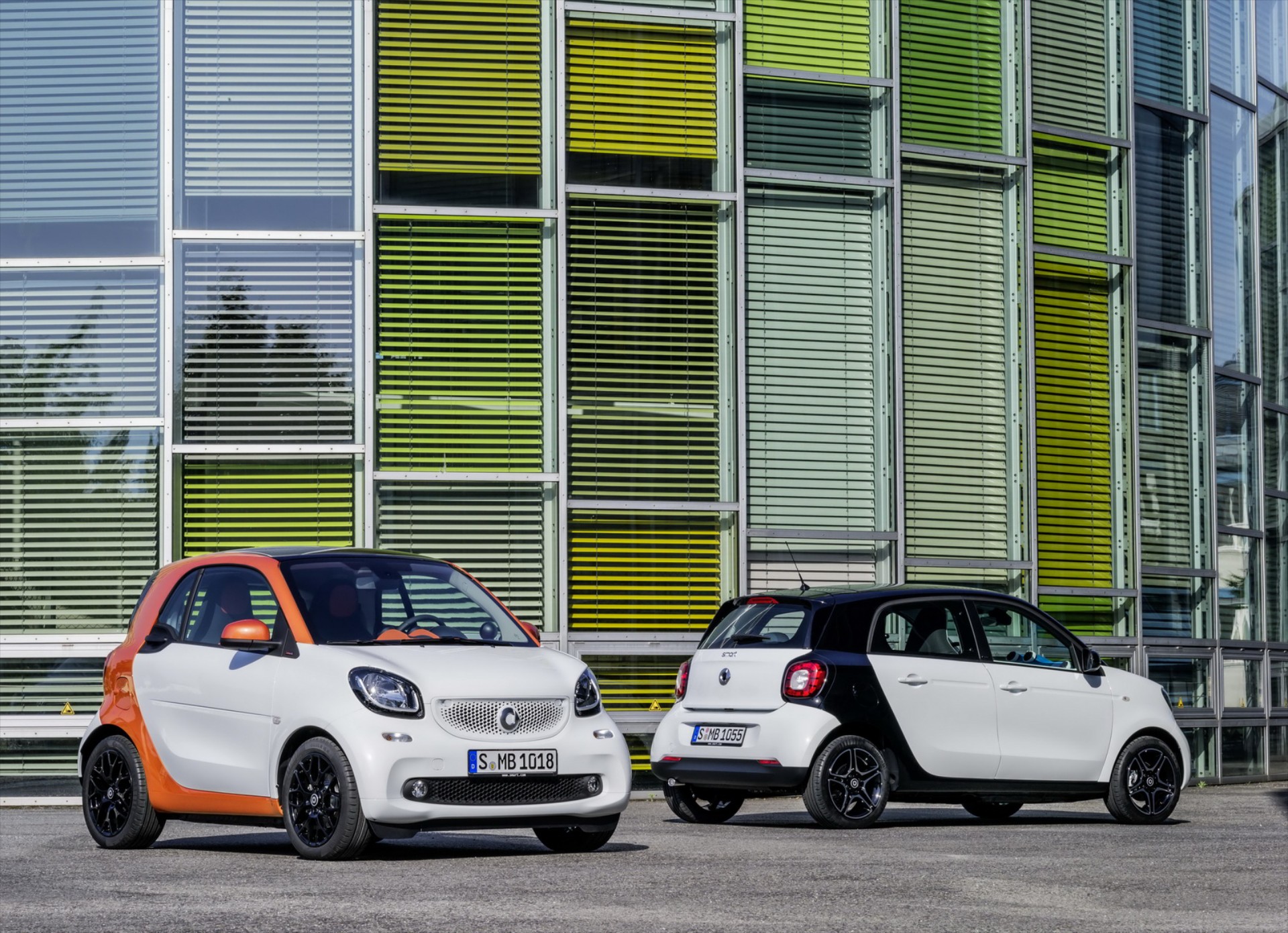 3 Video των νέων Smart Fortwo & Forfour