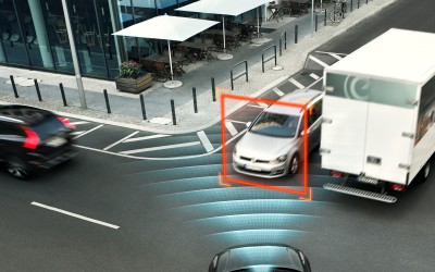 VIDEO: Νέο Volvo XC90 με 2 δύο πρωτιές στην ασφάλεια