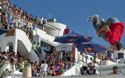 Red Bull Art of Motion: Ραντεβού στην Καλντέρα