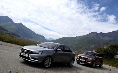 Νέα Lada Vesta και XRAY στο Σαλόνι της Μόσχας