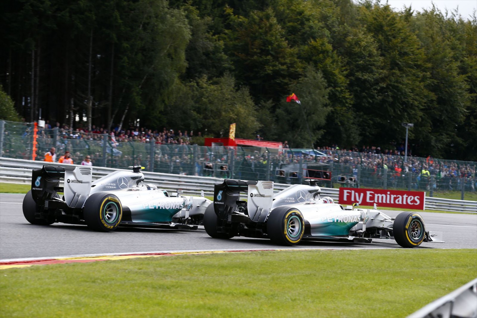 Hamilton vs Rosberg : Επικοινωνιακό σόου απο την Mercedes;