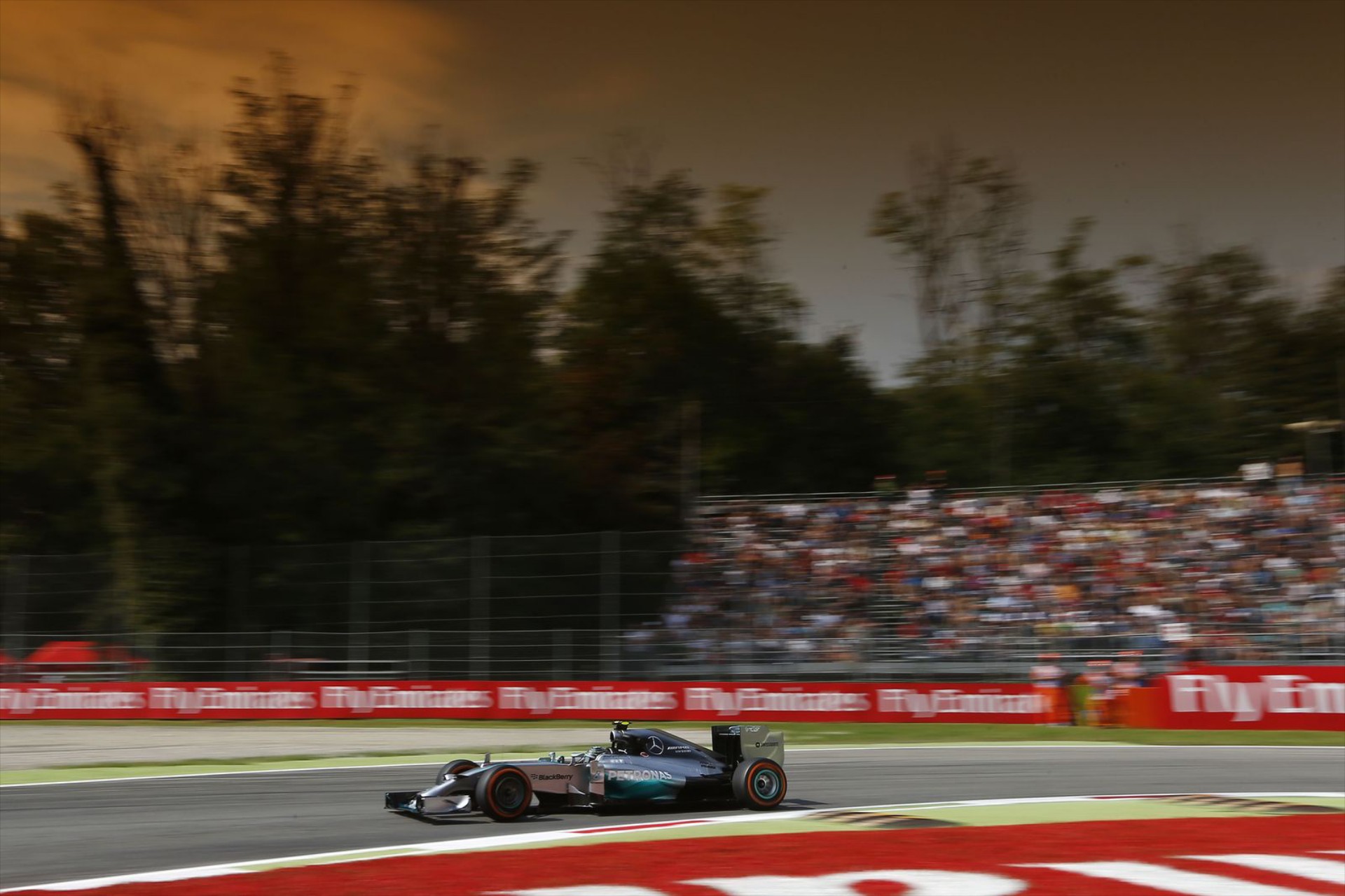 GP Ιταλίας: Με τα μάτια στραμμένα σε Hamilton και Rosberg