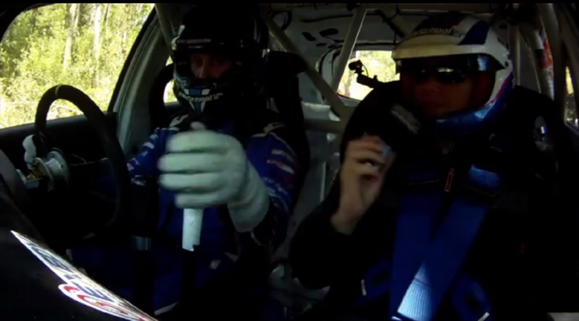 VIDEO: Μια τούμπα για τον εκφωνητή του WRC Live