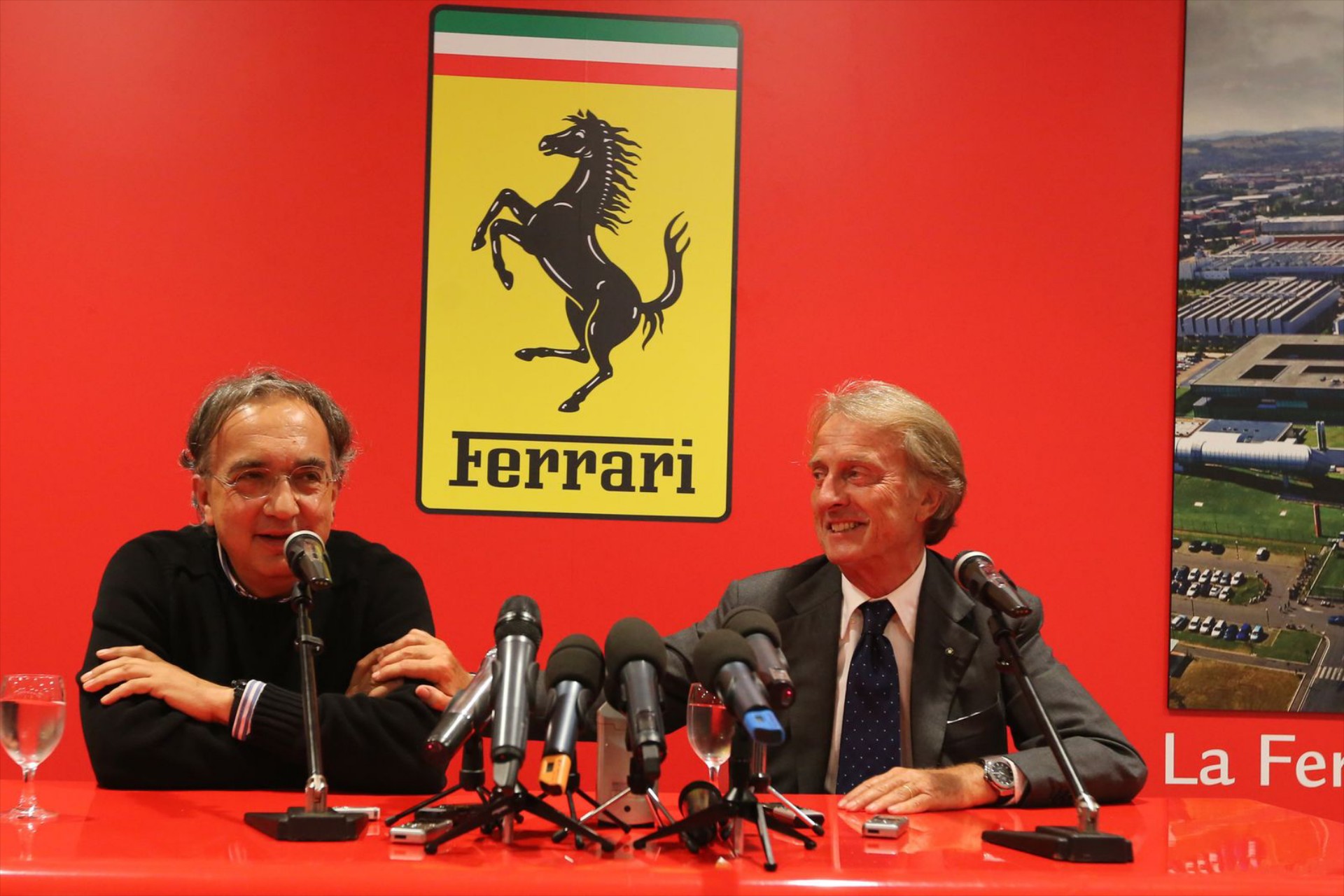 Προς πώληση η Ferrari;
