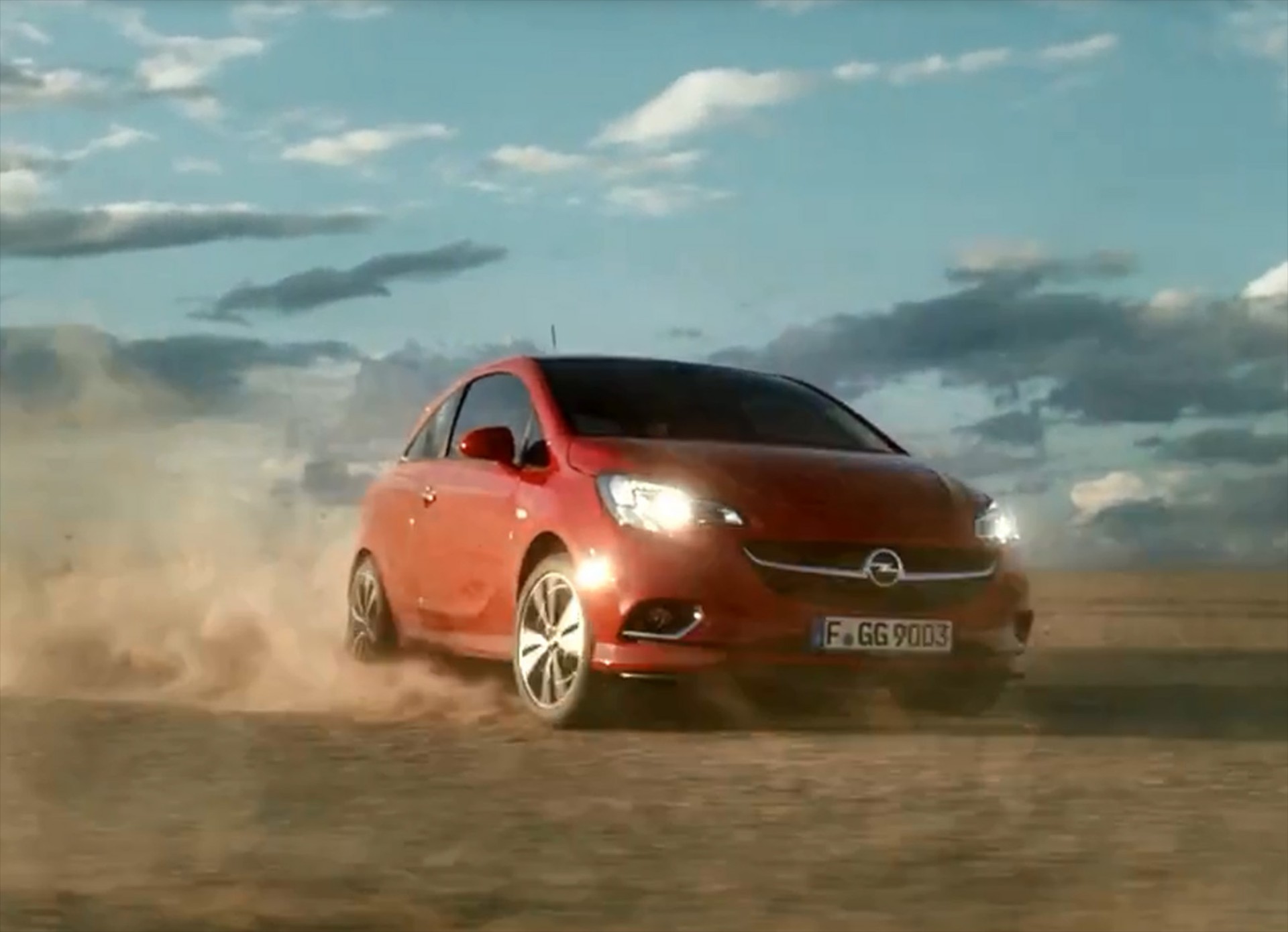 Driftάροντας με το νέο Opel Corsa