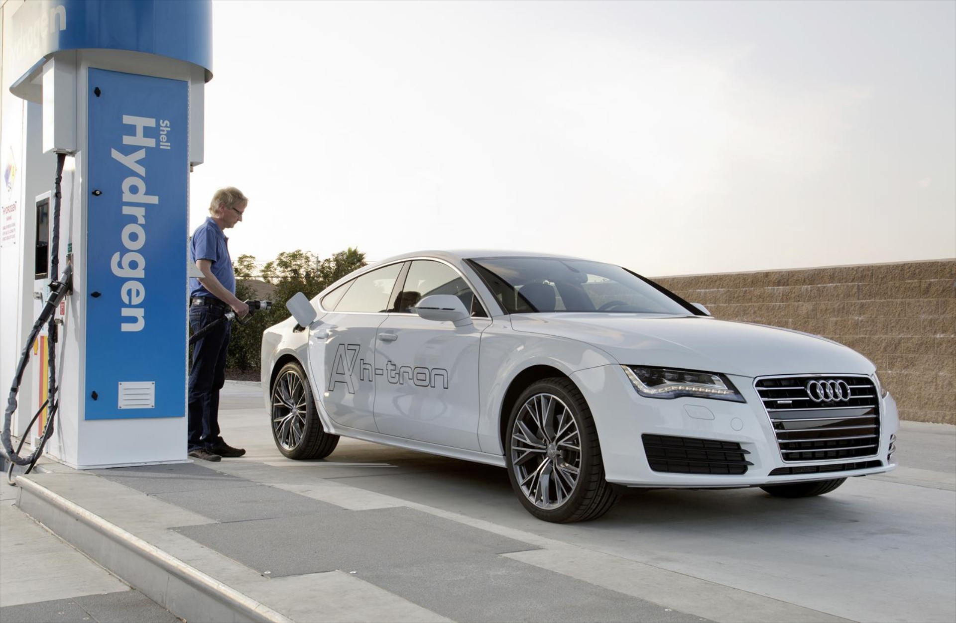 Audi: Αγοράζει πατέντες για κυψέλες καυσίμου