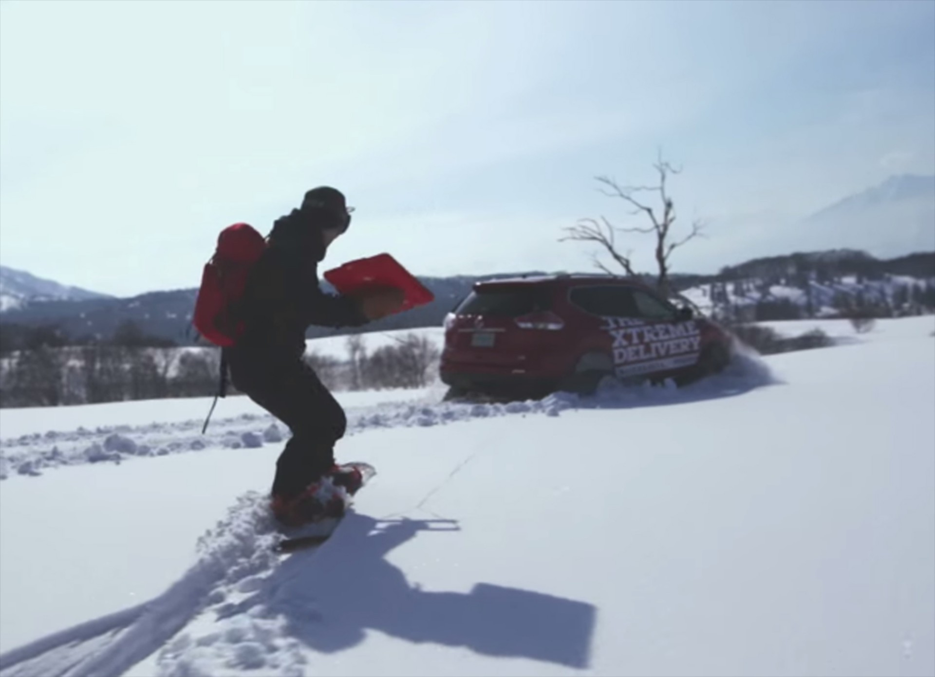 Delivery και στα χιόνια! (VIDEO)