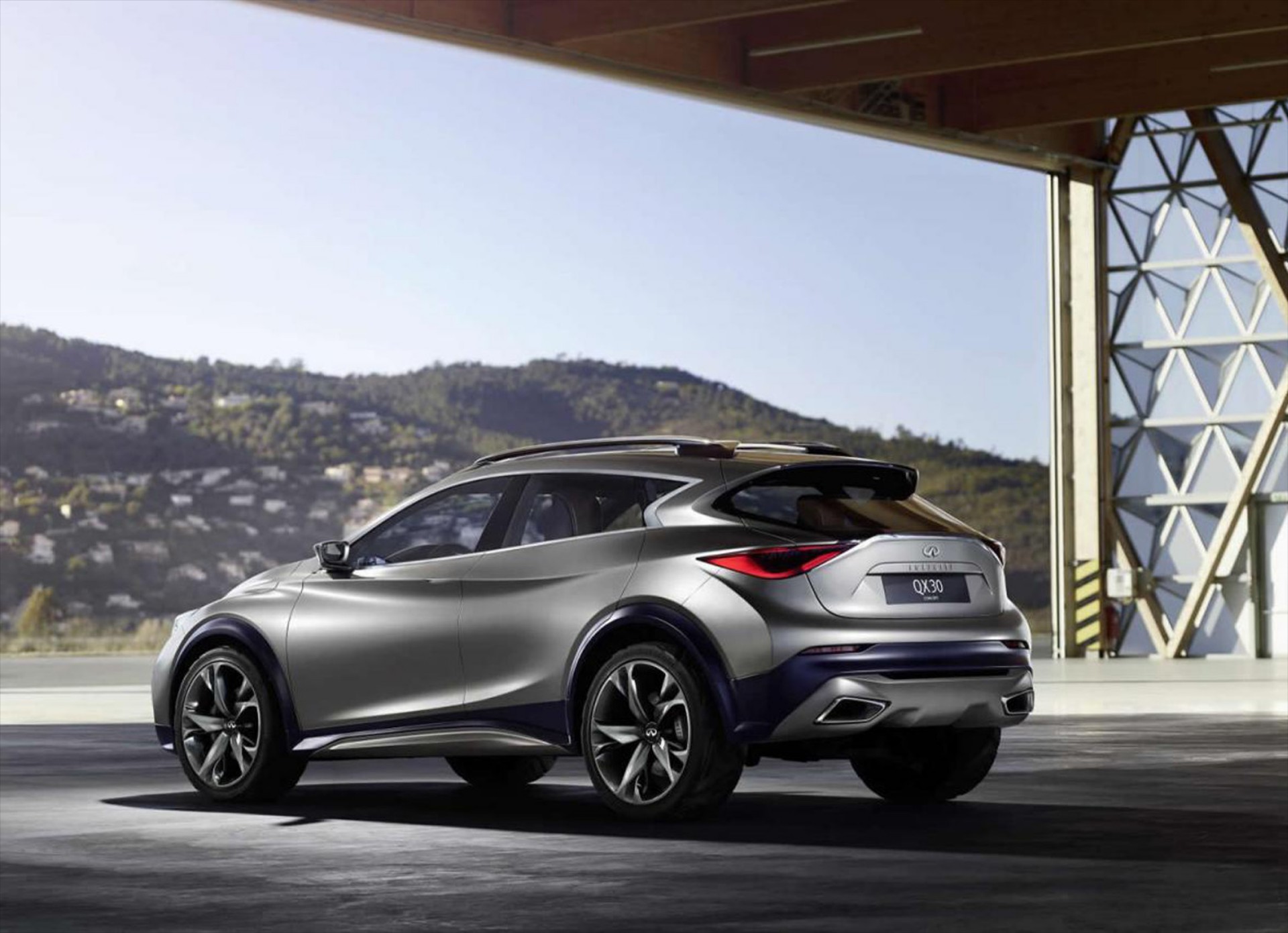 Μικρή γεύση από Infiniti QX30 concept