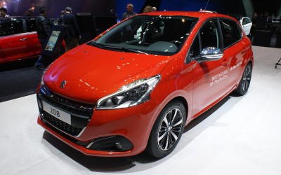 Ανανεωμένο Peugeot 208 facelift