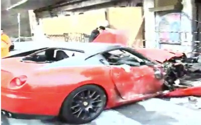 Παρκαδόρος καταστρέφει Ferrari αξίας 410.000 €