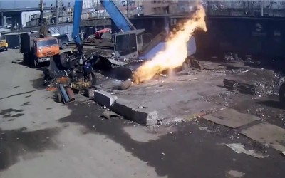 Video: Επικίνδυνες εργασίες στη Ρωσία