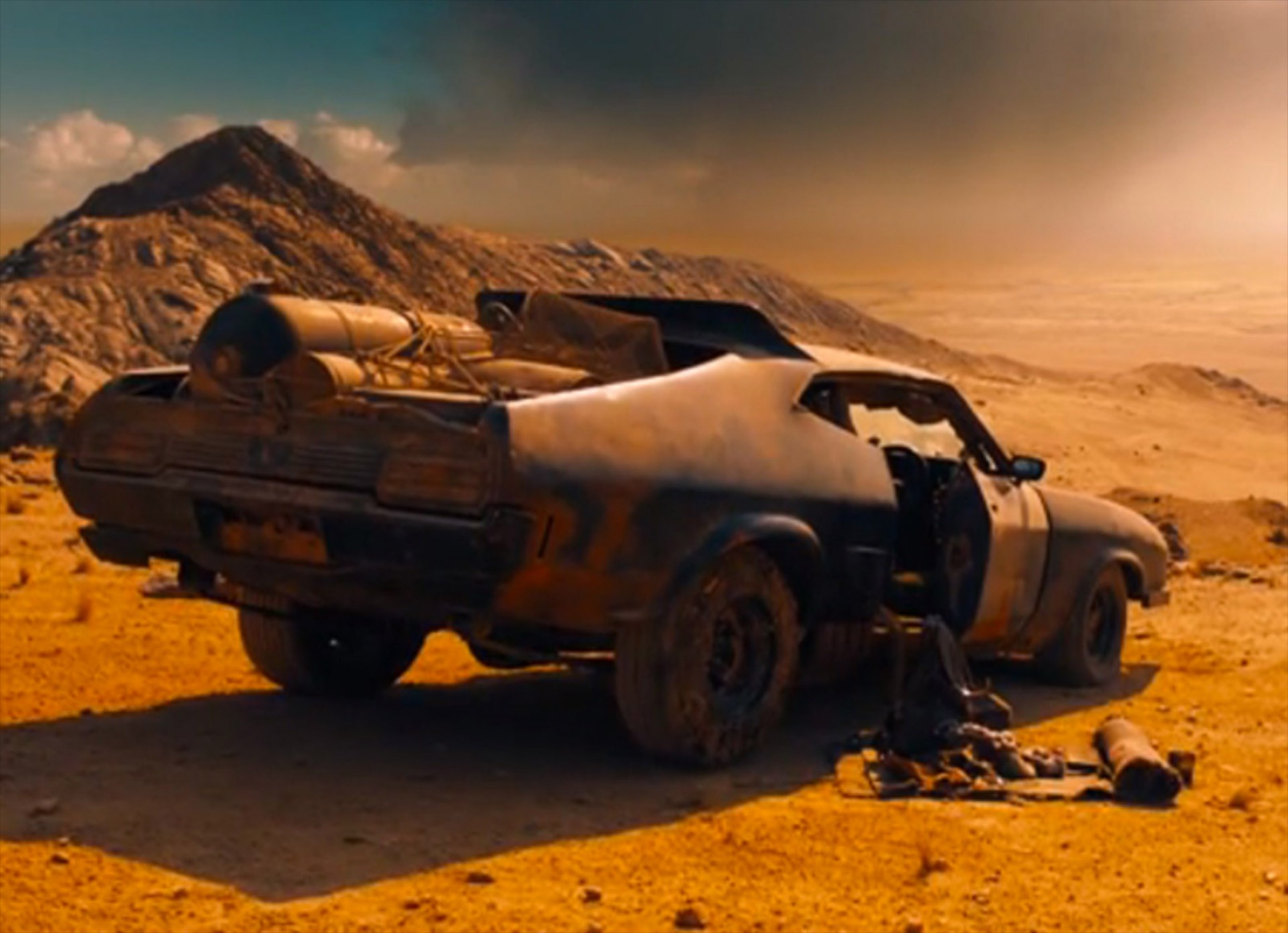 ΠΩΛΕΙΤΑΙ MAD MAX ΓΝΗΣΙΟ