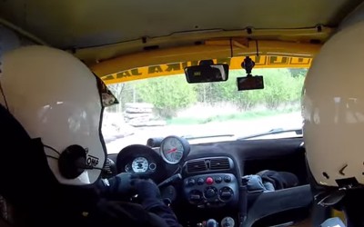 Στρίβοντας αγωνιστικό… χωρίς τιμόνι! (VIDEO)