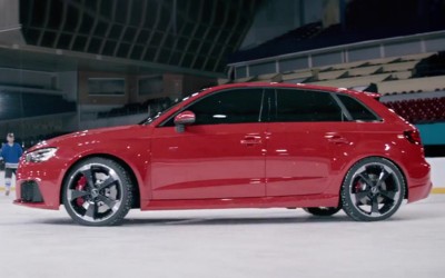 To νέο Audi RS3 παίζει Ice Hockey (VIDEO)