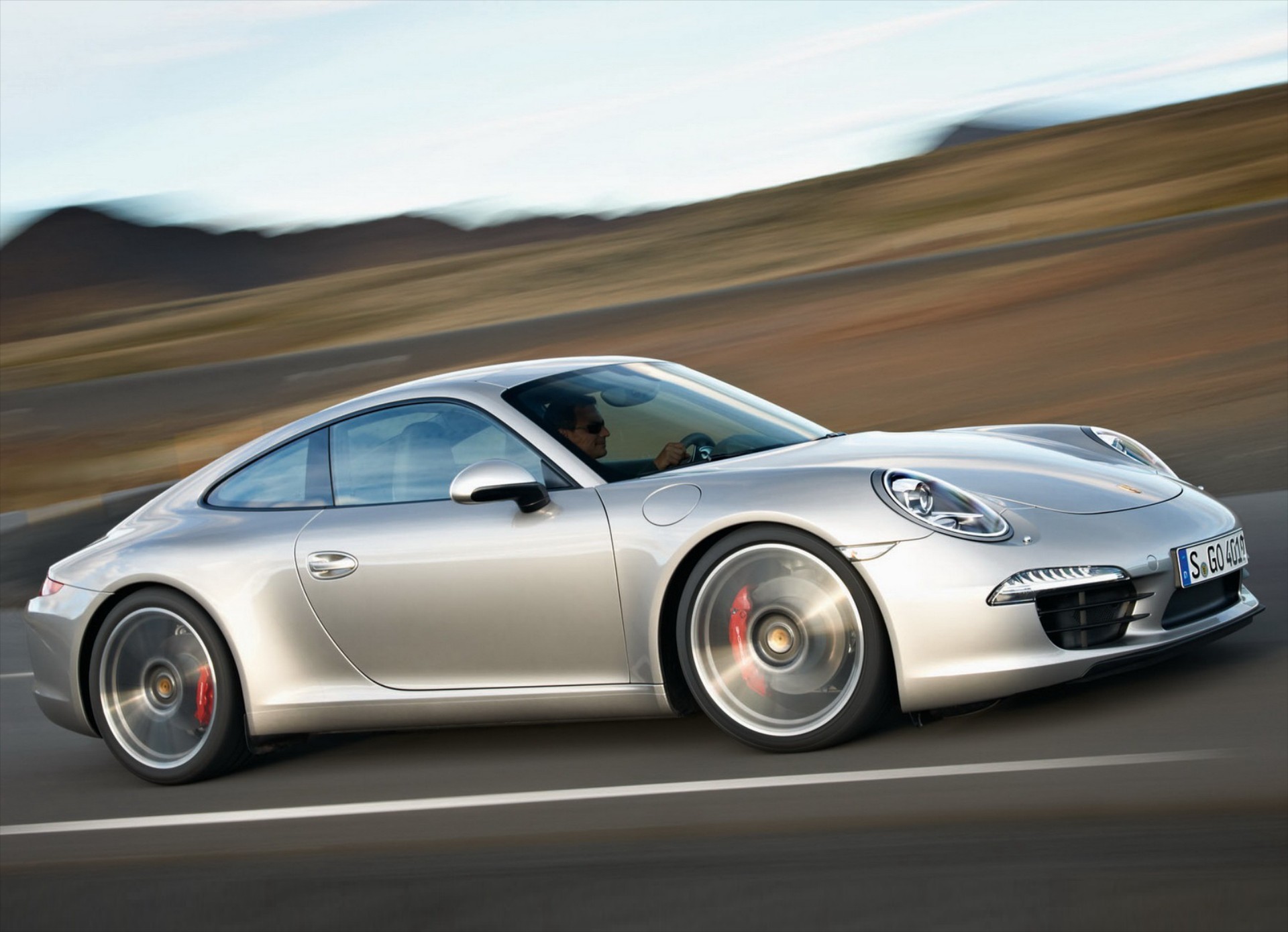 Και υβριδική η επόμενη Porsche 911