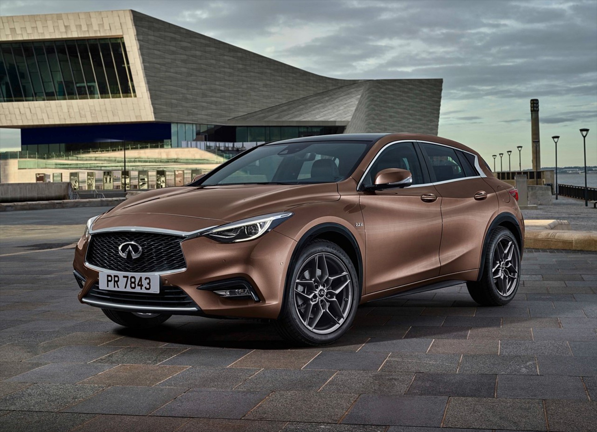 Αυτό είναι το νέο Infiniti Q30