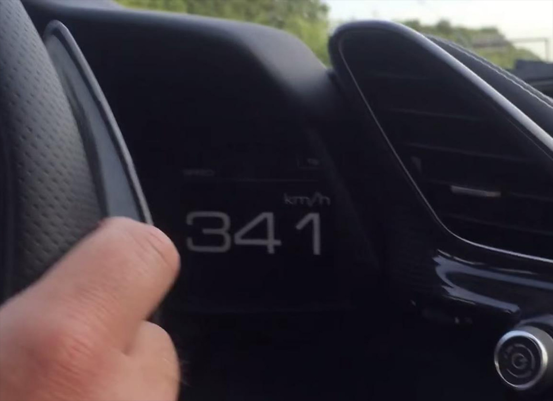 341 km/h με μία Ferrari 488 GTB (VIDEO)