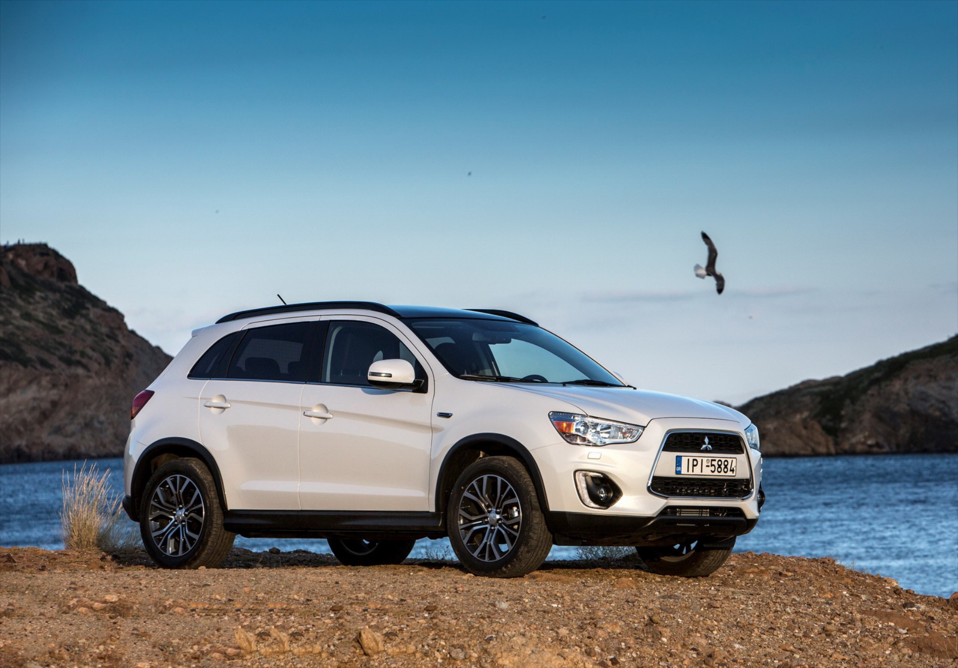 Mitsubishi ASX 1.6 diesel 4x2 & 4x4 από 22.560 ευρώ