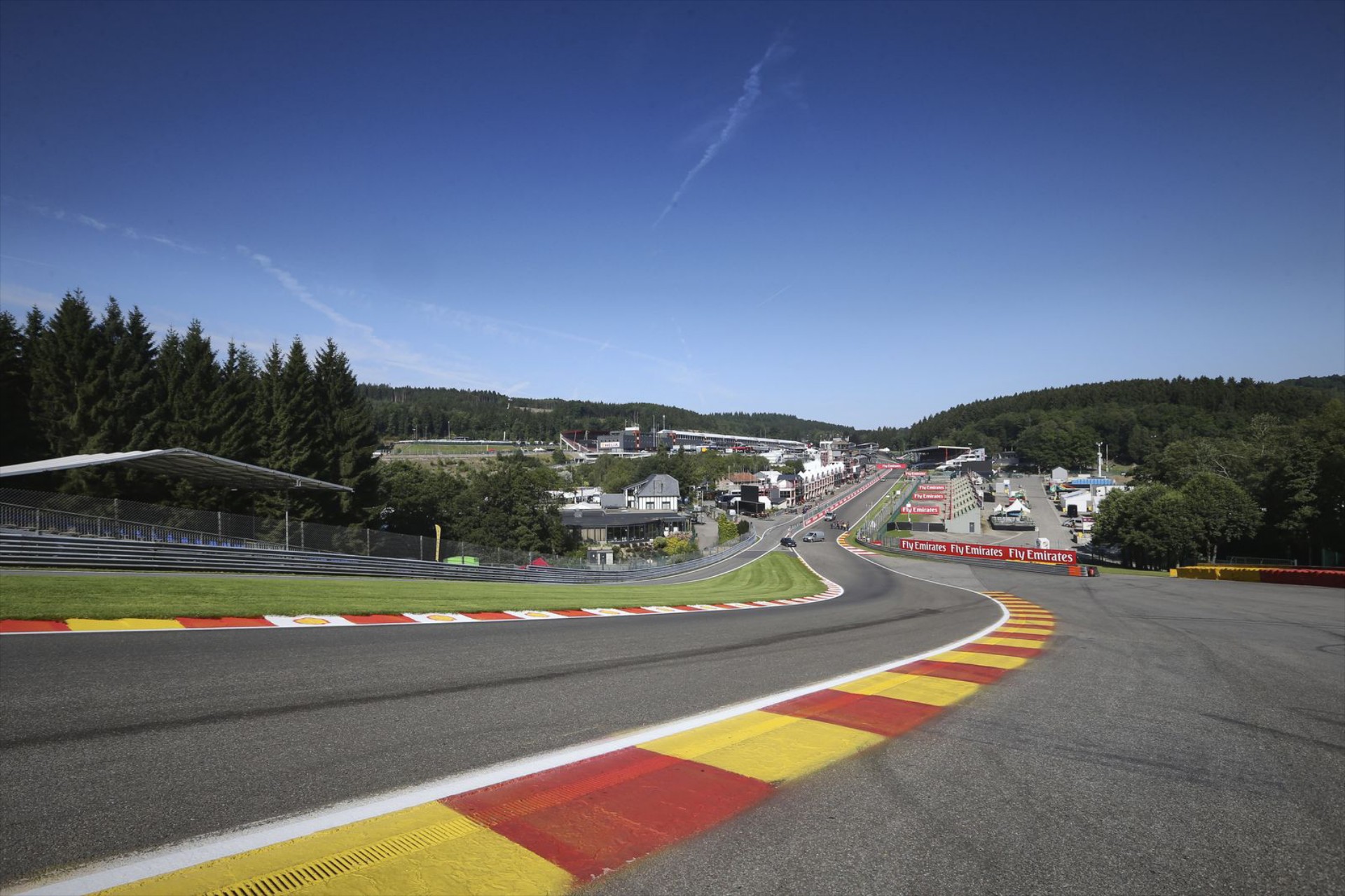 Video: Ο Alonso μας ξεκλειδώνει τα μυστικά της Eau Rouge