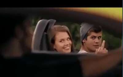 Πιτσιρικάς «πήρε» το μάθημά του (VIDEO)