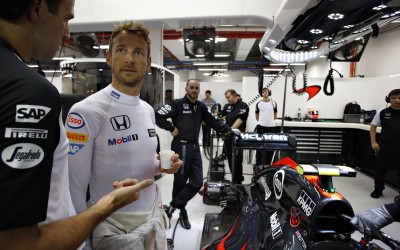 Εγκαταλείπει την ενεργό δράση ο Button;