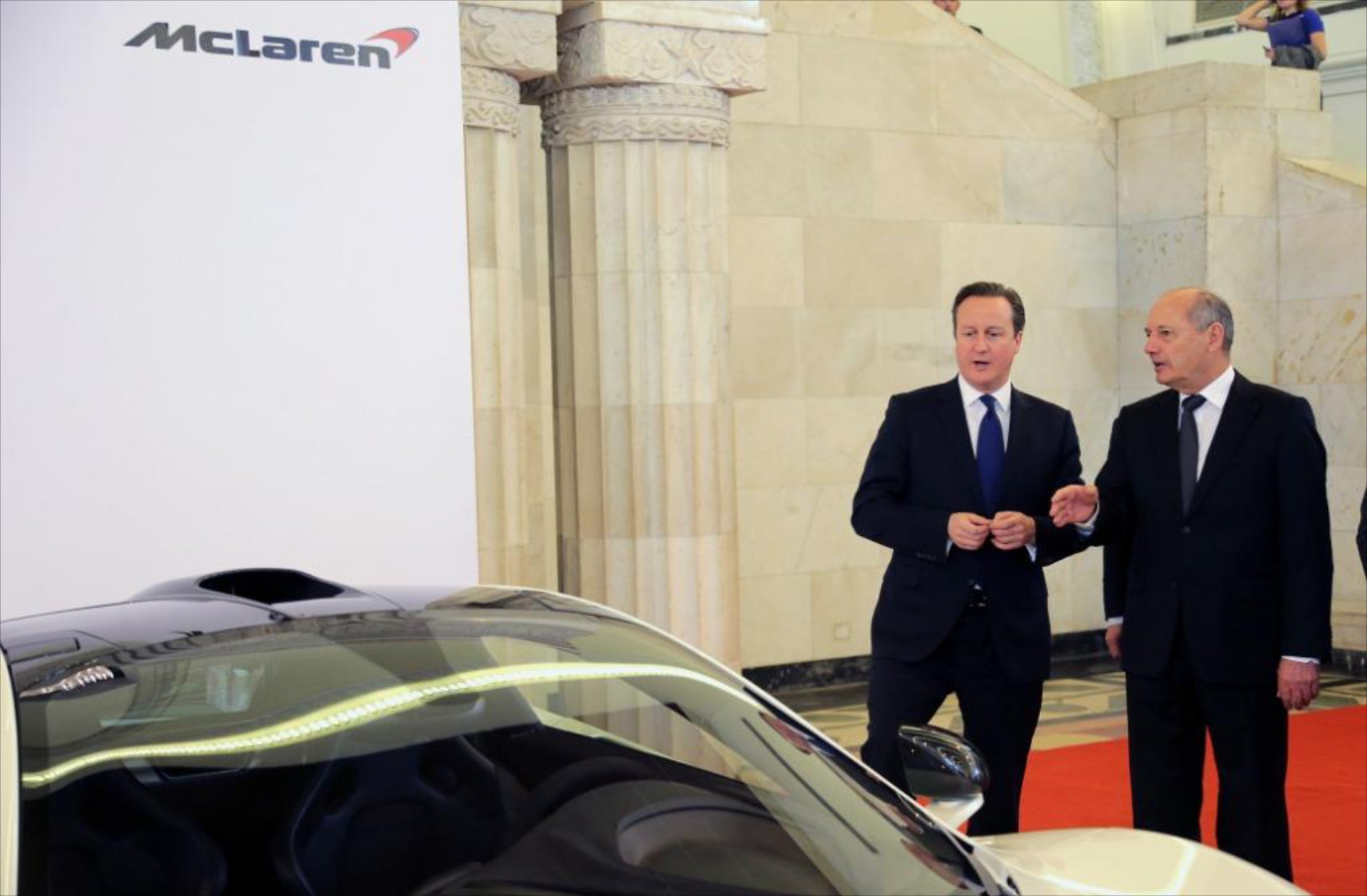 Ζητείται ψυχραιμία στην McLaren