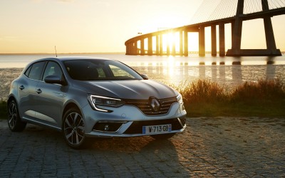 Megane: η στρατηγική, οι εκδόσεις και οι αντίπαλοι
