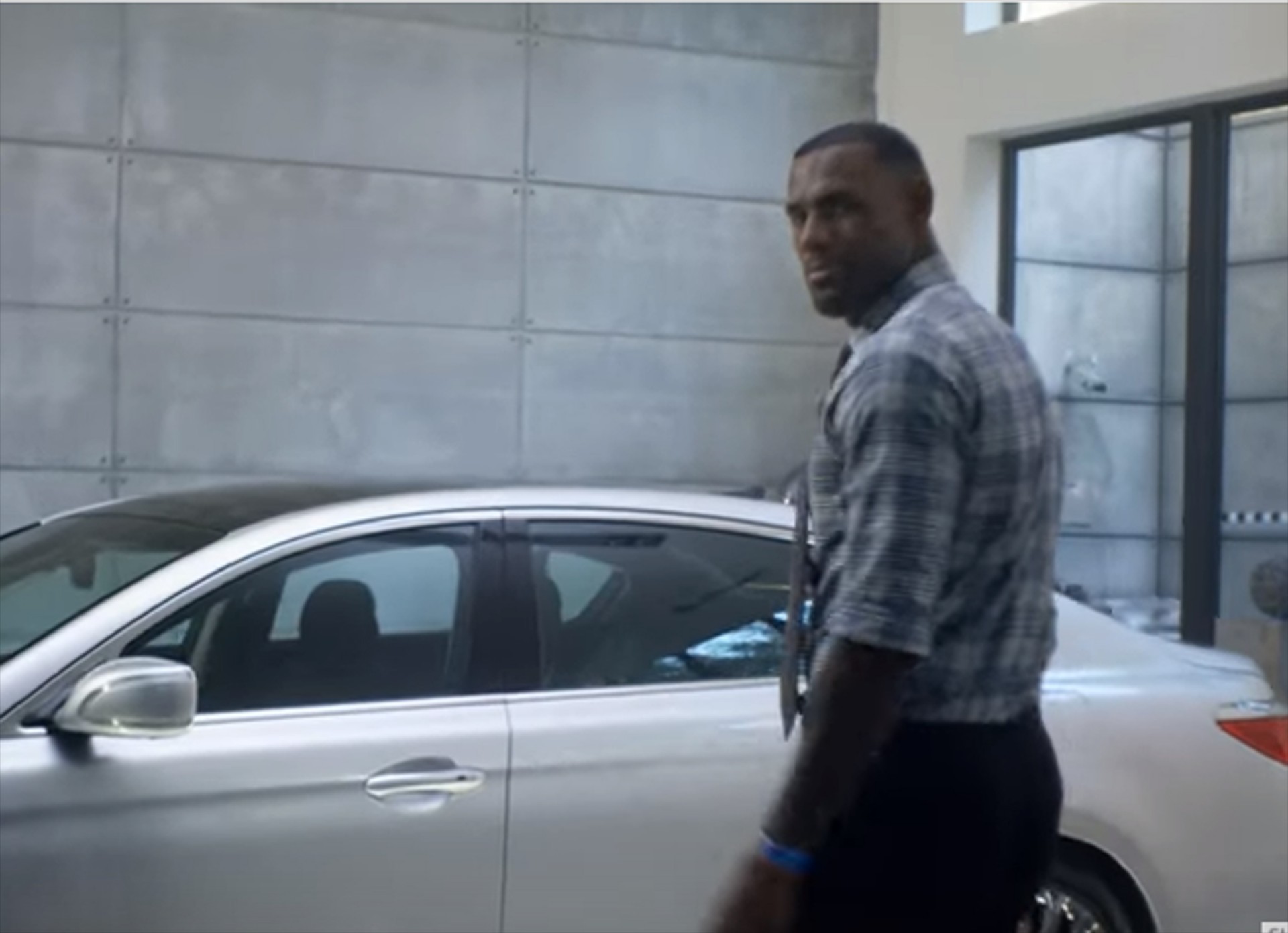 Πάλι αμφισβητούν τον LeBron James (Video)