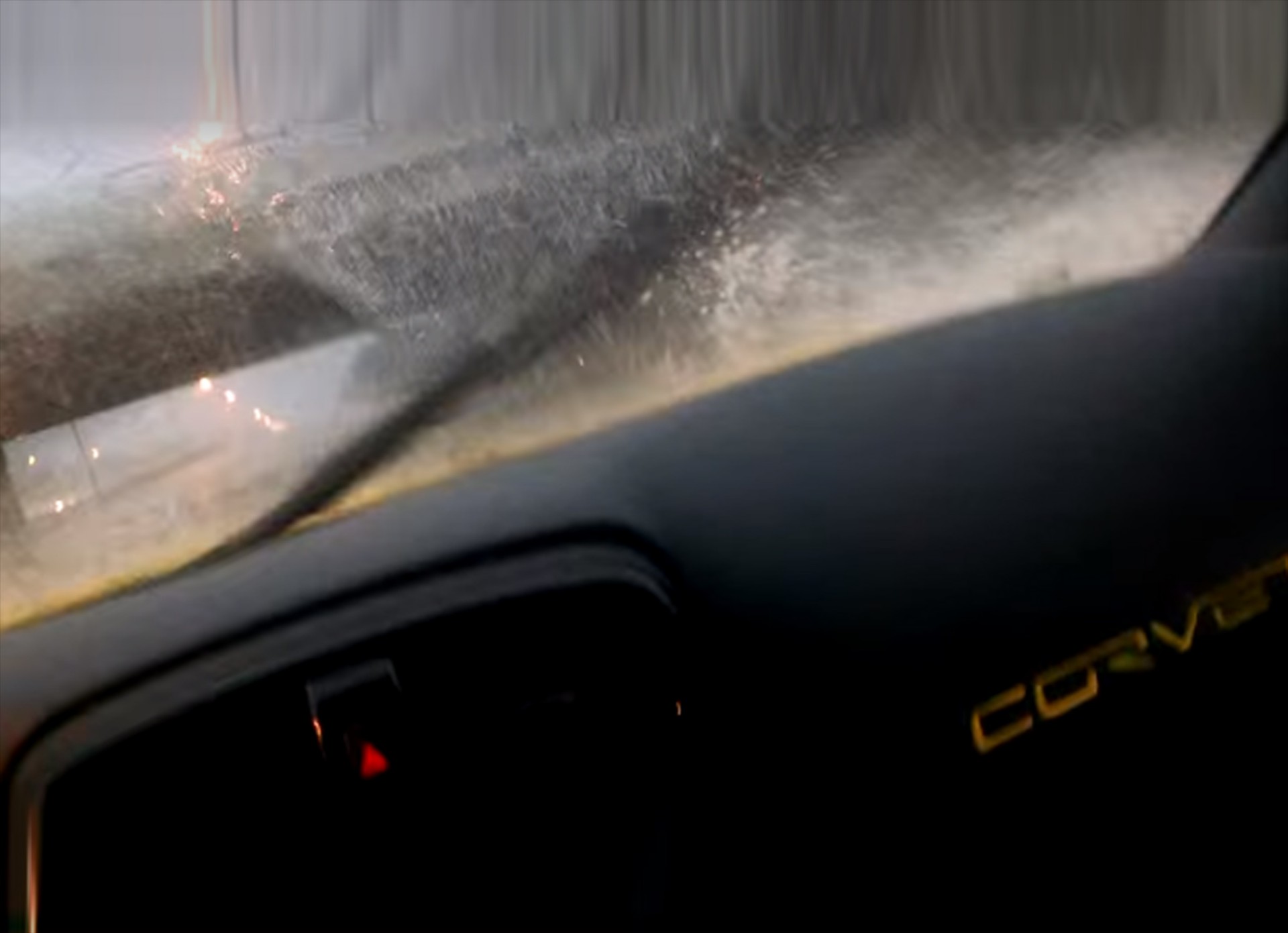 Corvette που παραλίγο να... πνιγεί! (Video)