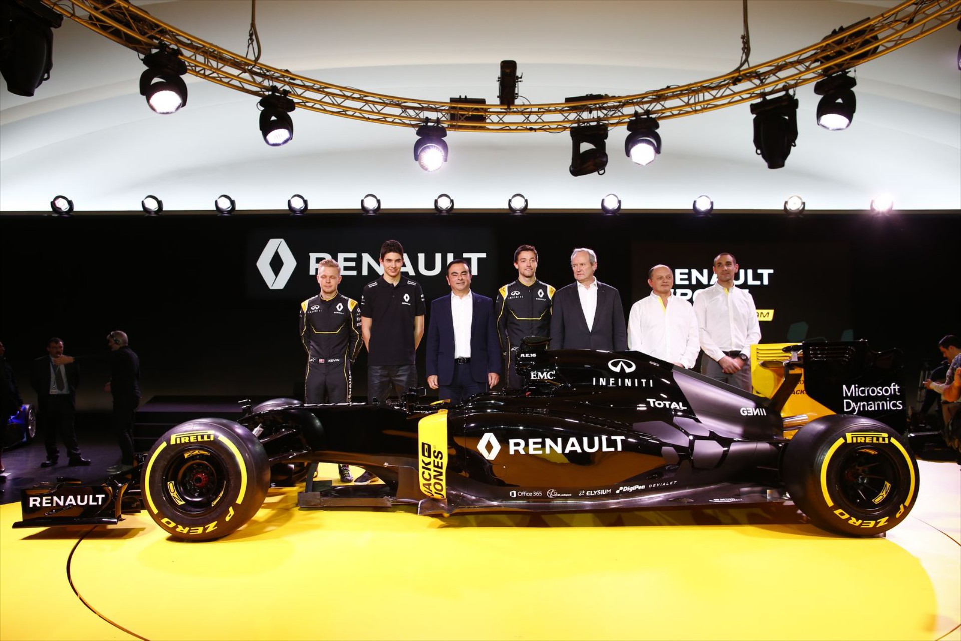 F1: Η Renault Sport Formula One Team είναι εδώ!