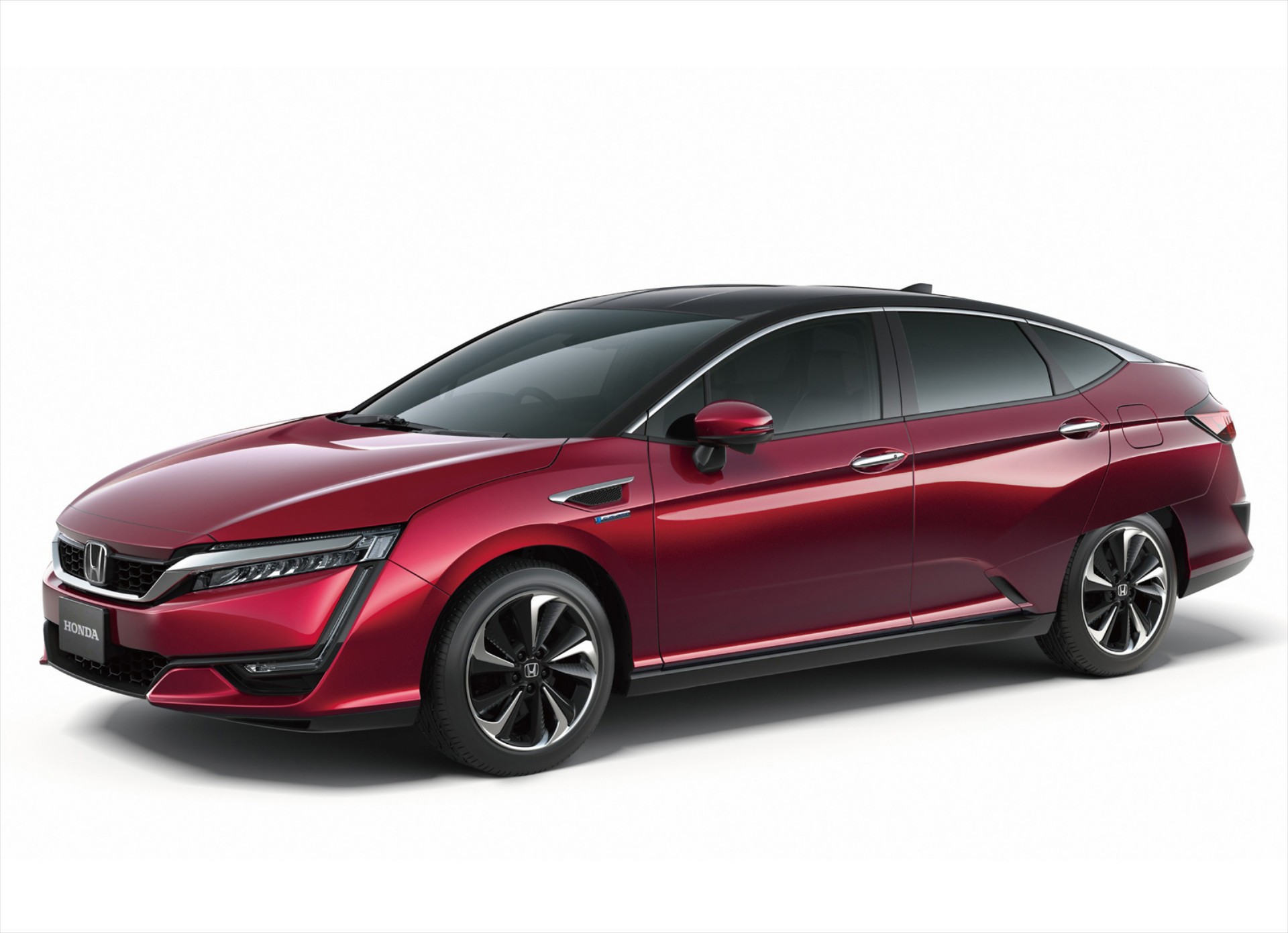 Πανευρωπαϊκή πρεμιέρα του Honda Clarity Fuel Cell