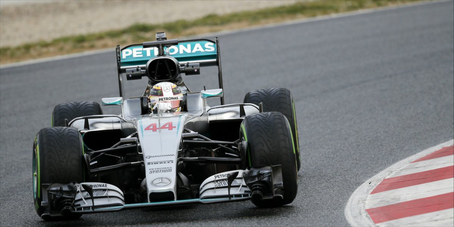F1: Ξεκίνησαν οι δοκιμές του 2016
