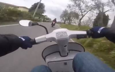 Yamaha XJ6 «κατατροπώνεται» από… Vespa (video)