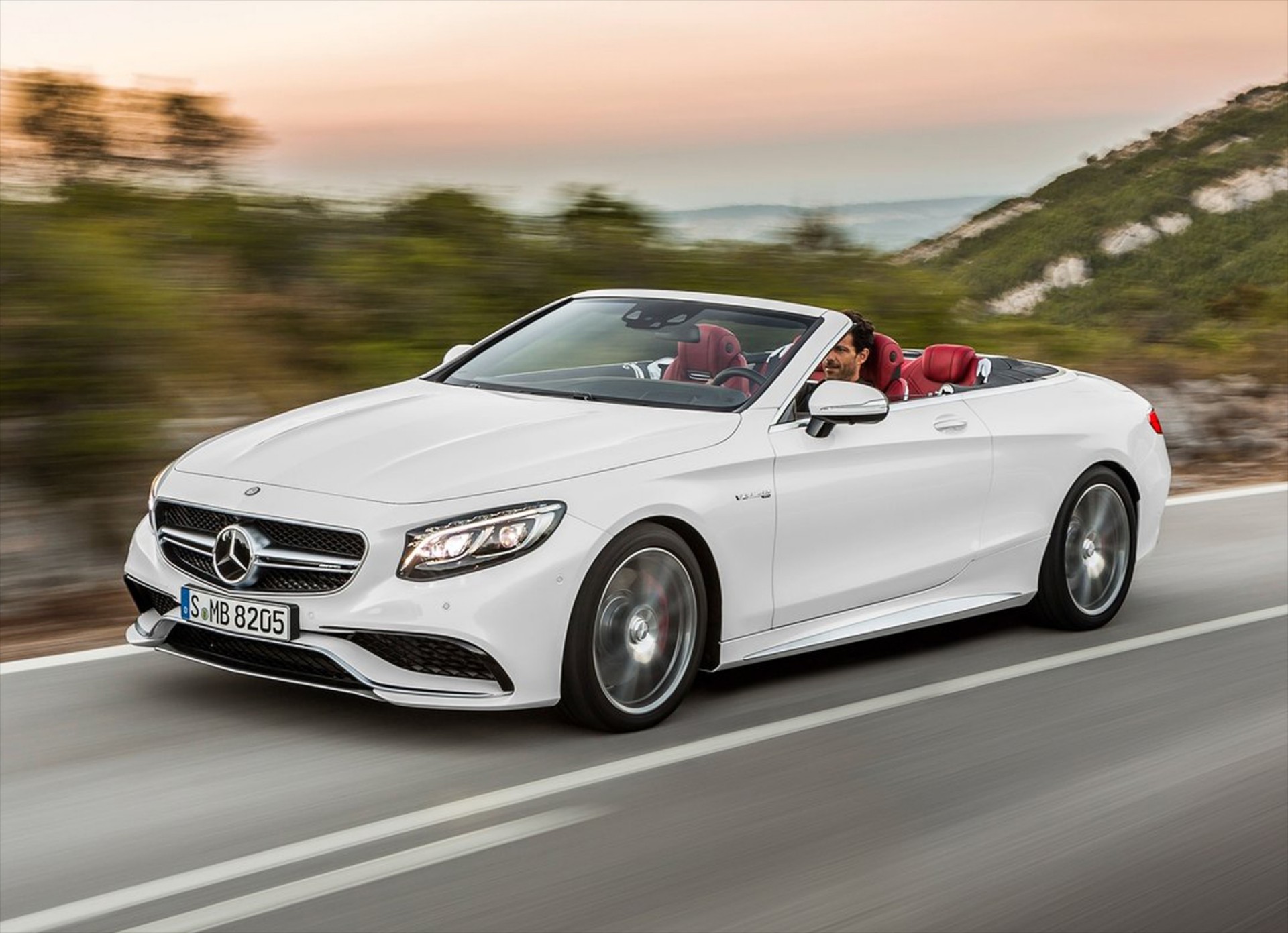 Mercedes-Benz: Online όλα τα αυθεντικά αξεσουάρ
