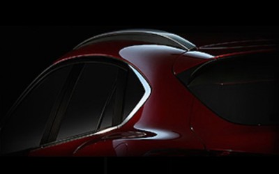 Η Mazda προαναγγέλλει το CX-4