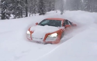 Audi R8 σε ρόλο… εκχιονιστικού! (video)