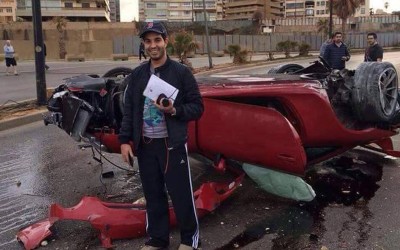 Χαρούμενος παρόλο που τράκαρε την… 911 GT3 (video)