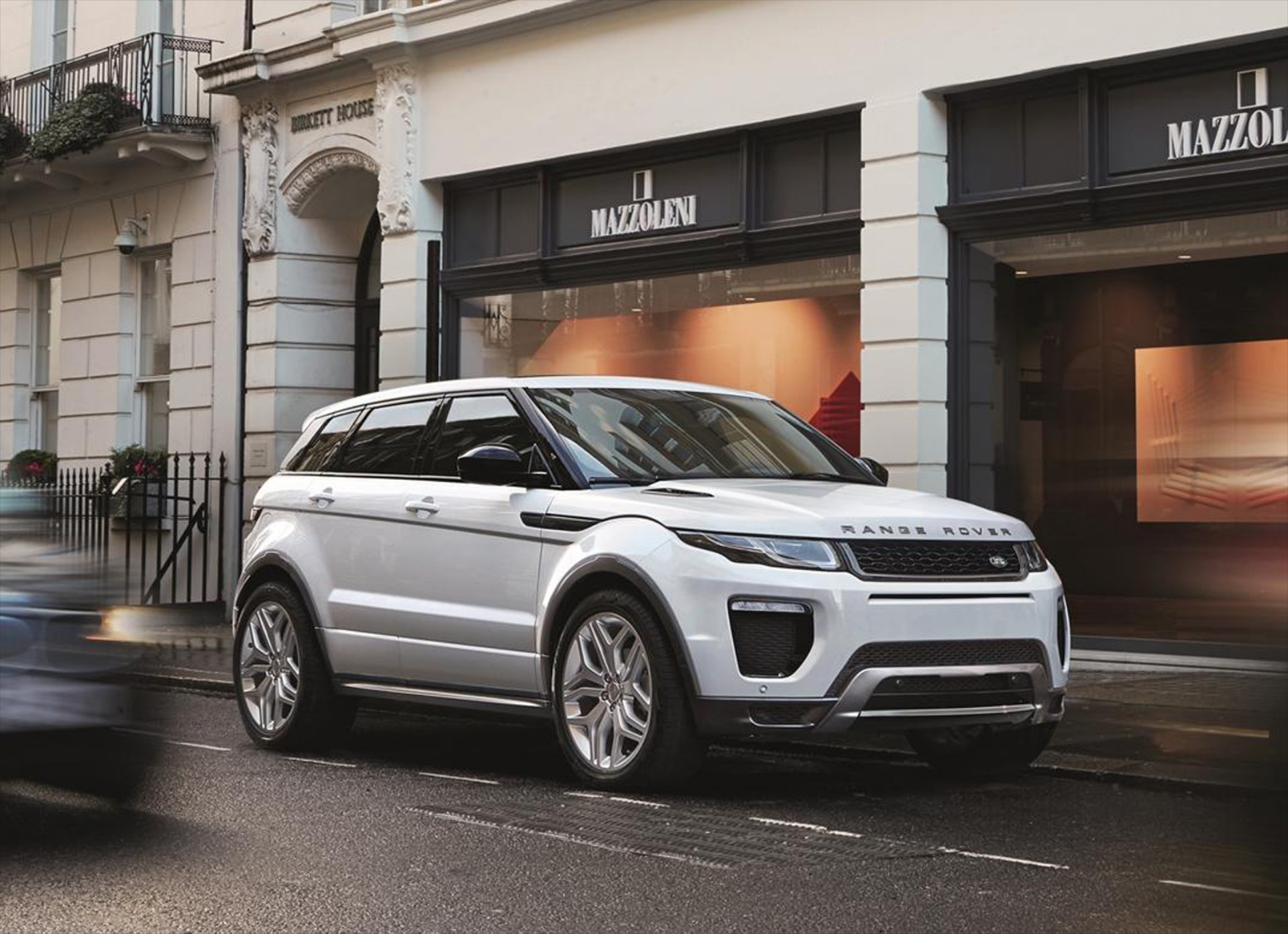 Η Land Rover ετοιμάζει τον αντίπαλο της BMW Χ6