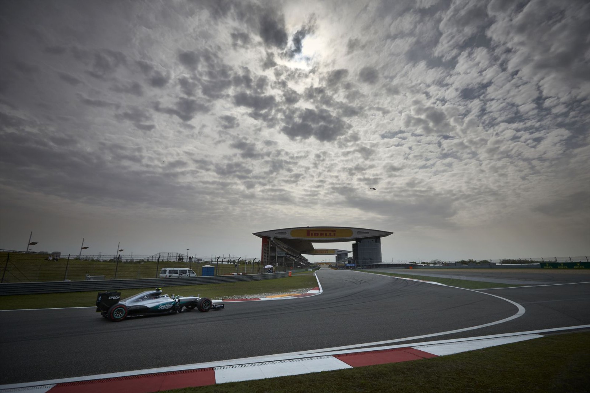F1: Pole position o Rosberg για το Κινέζικο GP