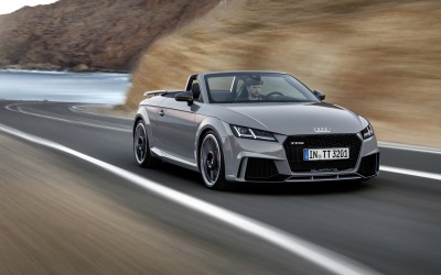 Πρεμιέρα για τα Audi TT RS των 400 PS