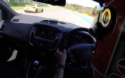 Ford Focus RS vs Porsche Cayman GT4 (video)