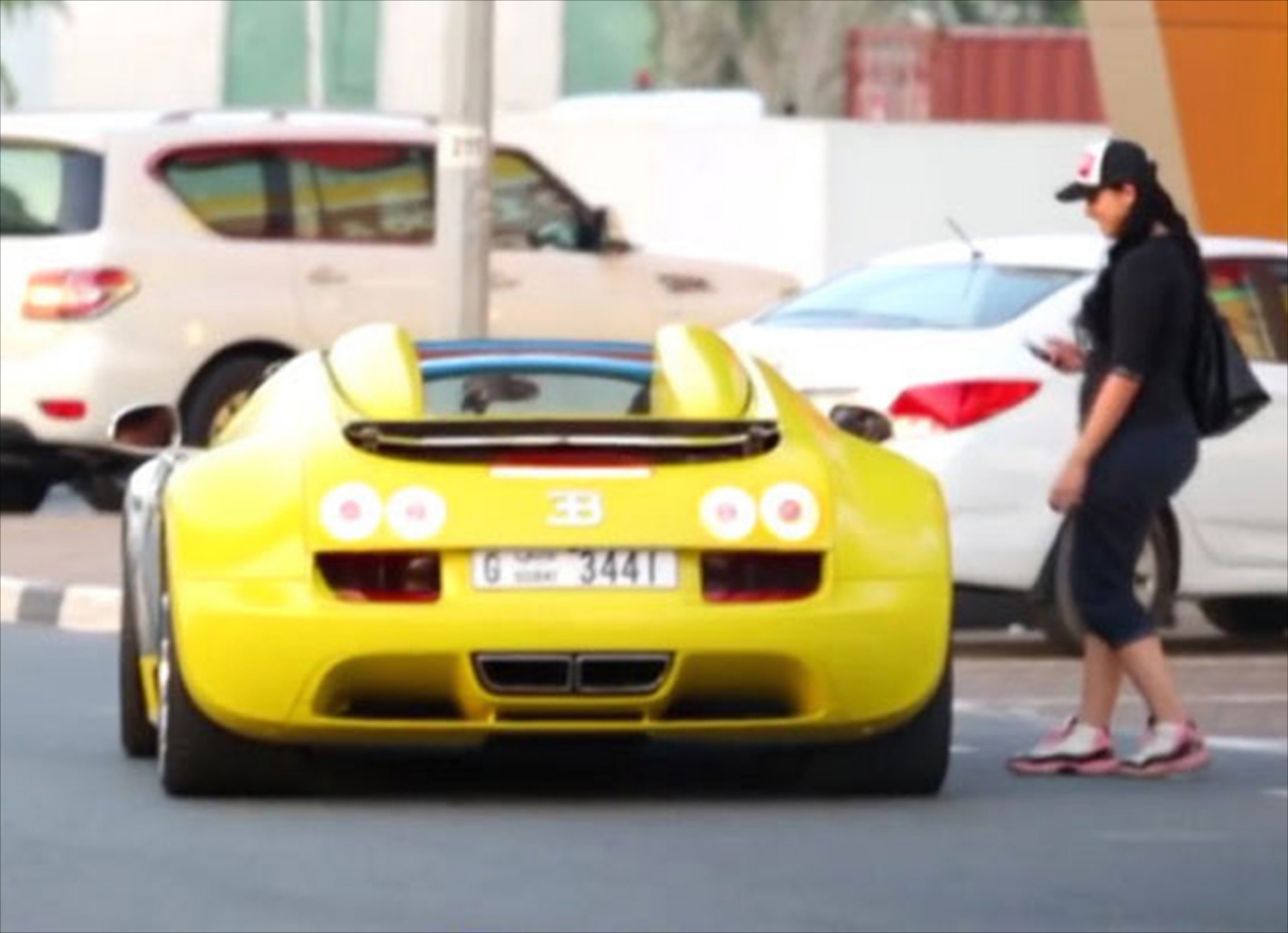 Μια Bugatti… «TAXI» (video)