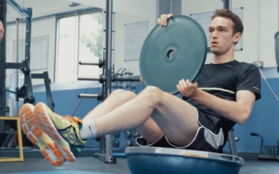 Η σκληρή προπόνηση των οδηγών αγώνων (video)