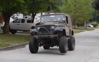 Jeep Wrangler με κινητήρα Lexus κάνει σούζες (video)