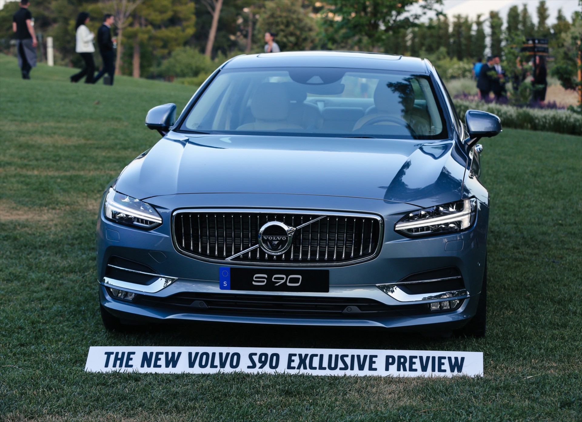 Επίσημη πρώτη του S90 από τη Volvo Σφακιανάκης