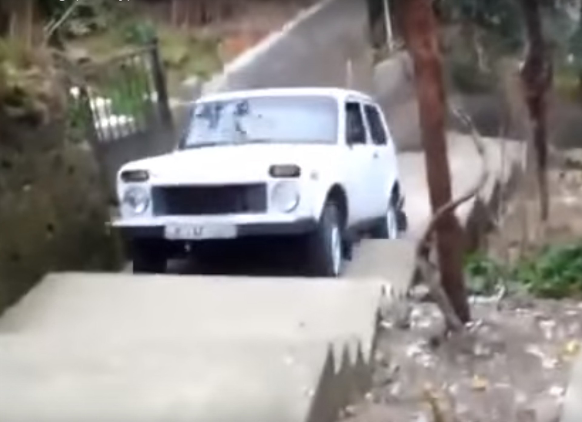 Lada που δεν σταματάει πουθενά (video)