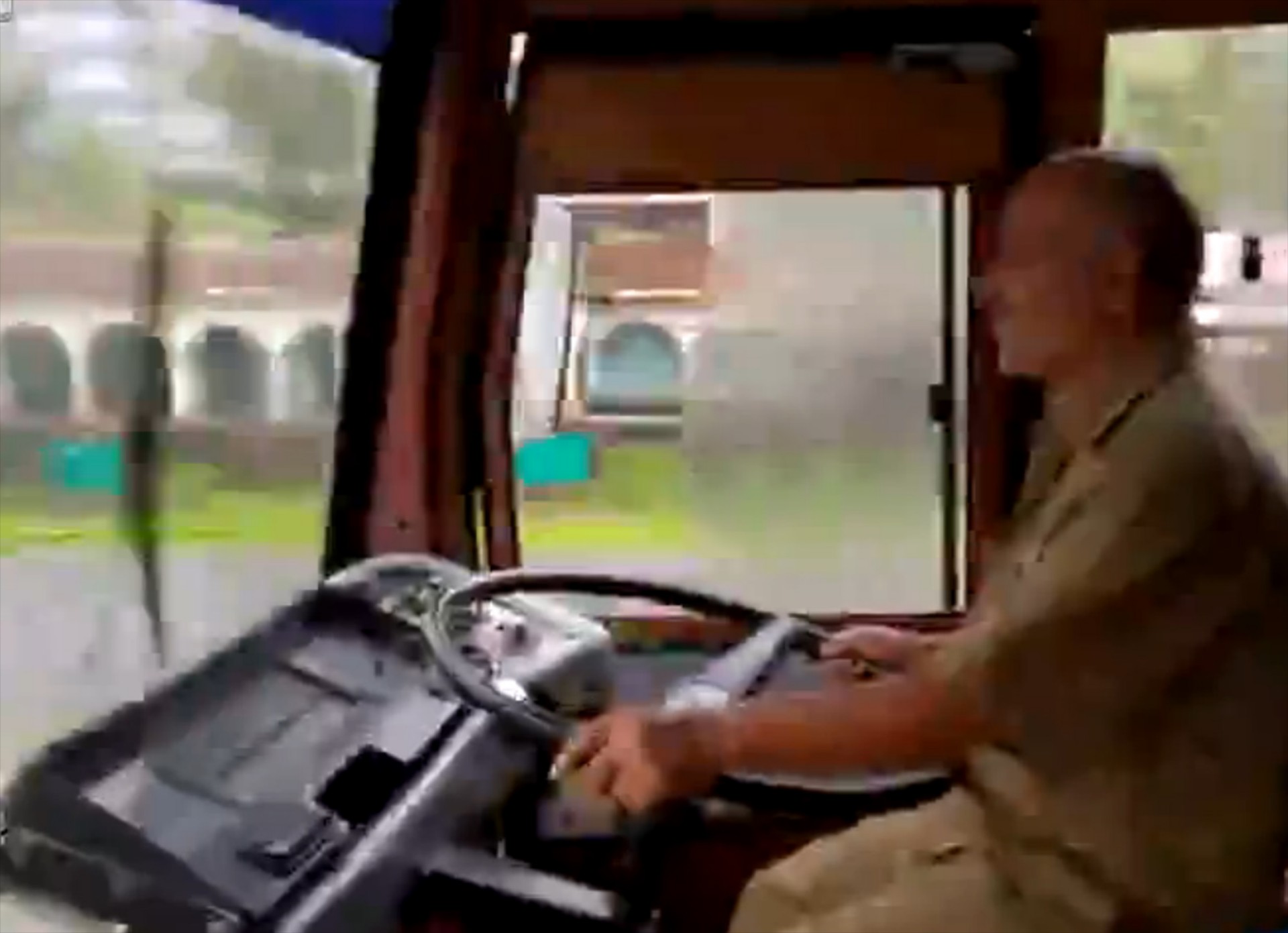 Μόνο στην Ινδία… (video)