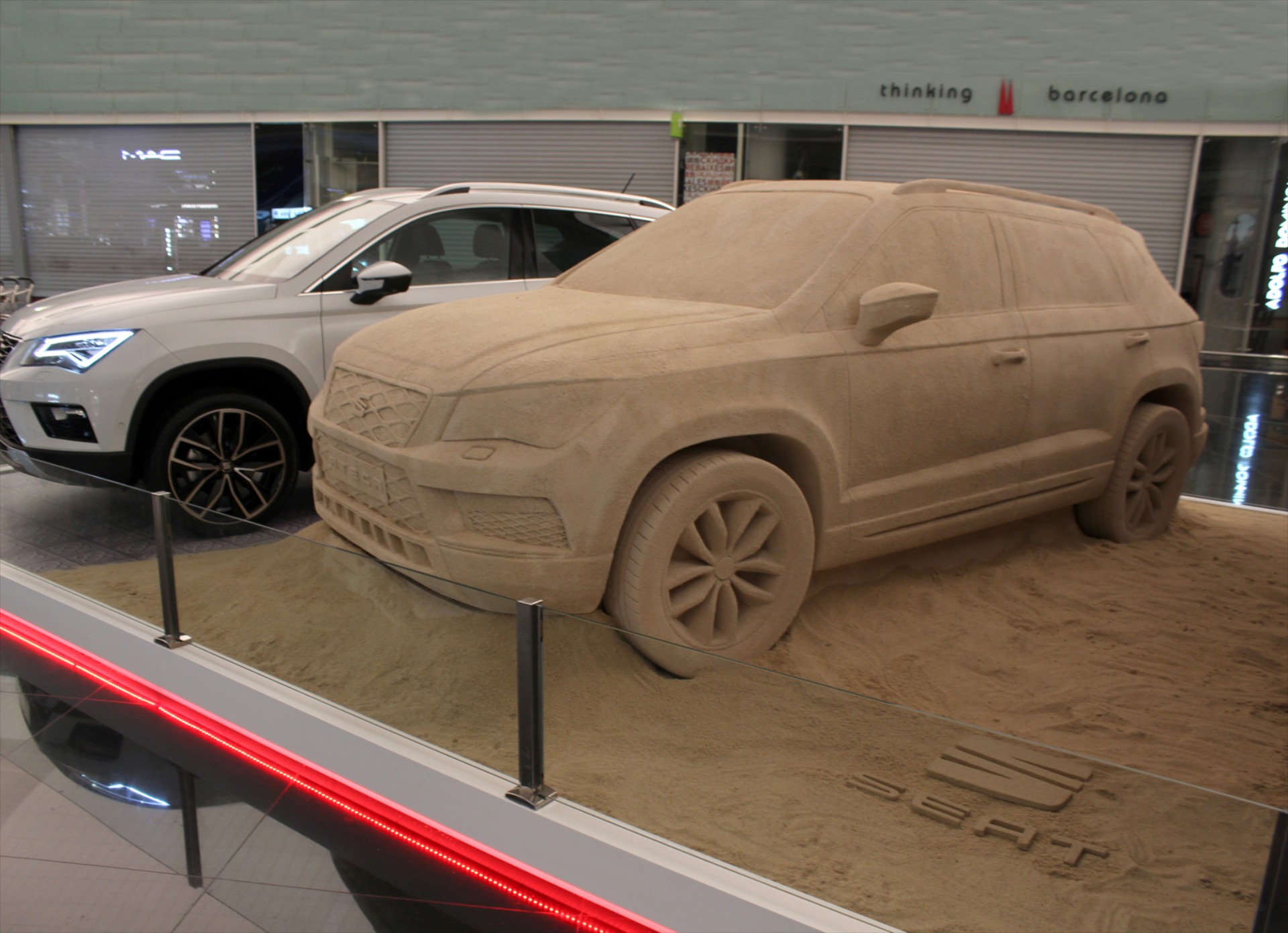 Ένα καλοκαιρινό Seat Ateca… από άμμο