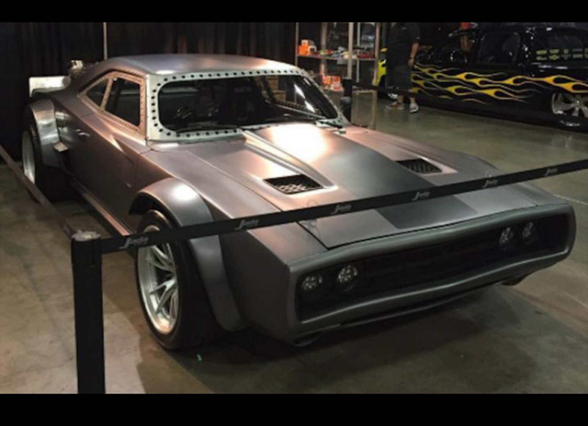 Διακοσμητικές οι τουρμπίνες στο Charger τελικά