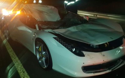 Έτσι γίνεται ένα supercar όταν τρακάρει με αγελάδα